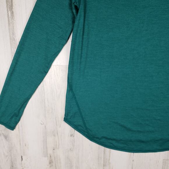 NWT Xersion Quick Dry Green long Sleeve V-Neck Shirt Women's Size Small - Picture 13 of 13